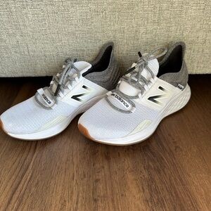 New Balance White and Gray Sneakers - Gently Used
